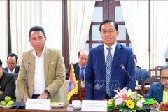 Provincias vietnamita y laosiana refuerzan cooperación en diversos sectores