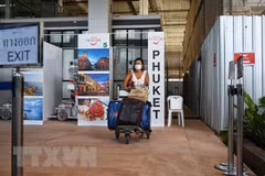 Tailandia considera retrasar exención de cuarentena para turistas extranjeros