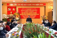 Instan a invertir en sector de salud en Hanoi