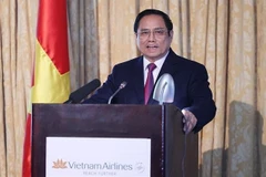 Premier insta a empresas estadounidenses a invertir en turismo y comercio en Vietnam