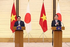 Visita de premier japonés a Vietnam elevó nexos bilaterales a nueva fase, según embajador