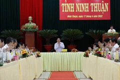 Primer ministro urge a Ninh Thuan a buscar nuevos motores para el desarrollo