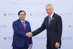 Premieres de Vietnam y Singapur se reúnen en Phnom Penh