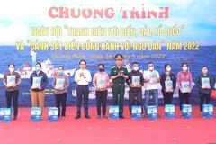 Jóvenes de provincia vietnamita de Quang Binh por proteger mar e islas de la Patria