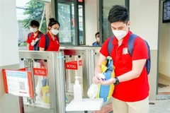Escuelas de Ciudad Ho Chi Minh dan la bienvenida al regreso de 680 mil alumnos