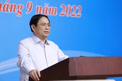 Premier vietnamita enfatiza importancia de acelerar desembolso de inversión pública 