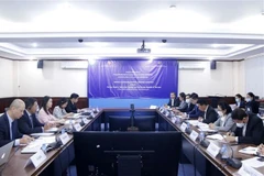 Vietnam y Laos fortalecen cooperación en diplomacia económica