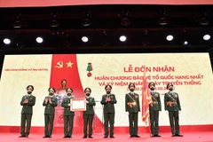 Honran al Instituto Aeroespacial de Viettel por sus contribuciones a la protección del país