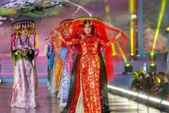 Honran patrimonios culturales vietnamitas en Tailandia