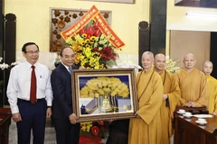 Presidente de Vietnam felicita a dignatarios y seguidores budistas por Día de Vesak