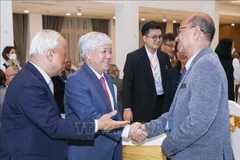 Frente de la Patria de Vietnam estrecha nexos con Consejo Mundial de la Paz