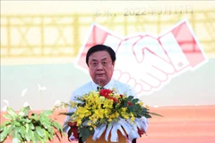 Ministro vietnamita felicita a China por el Día Nacional