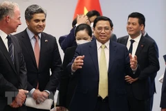 Premier vietnamita recibe a gerentes de organizaciones mundiales