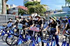 Jóvenes de Ciudad Ho Chi Minh participan en la campaña La Hora del Planeta 2022