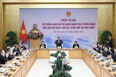 Primer Ministro de Vietnam reitera apoyo a inversiones extranjeras