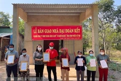 Frente de la Patria de Vietnam exhorta a apoyar a los pobres