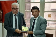 Revista Comunista trabaja con partidos políticos en Egipto