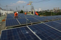 Vietnam firma acuerdo de cooperación de energía solar en azoteas