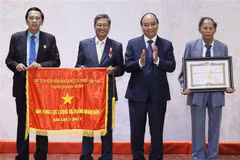 Honran aportes de médicos civiles vietnamitas a salvaguardia nacional