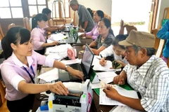 Cerca de 6,4 millones de hogares pobres en Vietnam se benefician de préstamos de políticas sociales