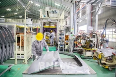 Empresa vietnamita exportará 25 mil juegos de maletero de coche a Malasia