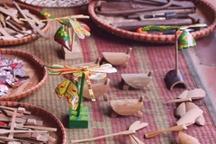Aldeas de oficios tradicionales en complejo de Yen Tu invitan a experimentar 