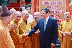 Premier vietnamita felicita a comunidad budista por el Vesak 2567