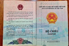 Agregarán "lugar de nacimiento" a nuevos pasaportes vietnamitas a partir de 1 de enero