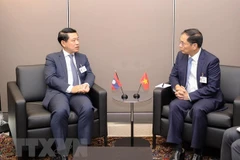 Canciller vietnamita se reúne con altos funcionarios de varios países en Nueva York