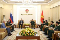 Estrechan cooperación en defensa Vietnam - Rusia 