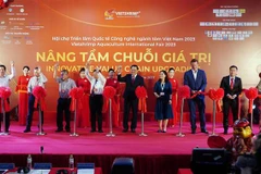 Inauguran feria internacional de acuicultura del camarón de Vietnam