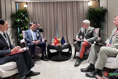 Delegación vietnamita asiste a actividades en Diálogo de Shangri-La