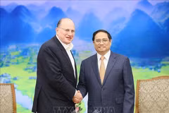 Primer ministro vietnamita recibe al presidente del Grupo HSBC