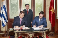 Fomentan Vietnam y Uruguay relaciones parlamentarias 