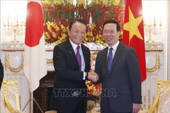 Presidente vietnamita recibe a líderes de partidos japoneses