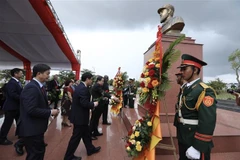 Presidente parlamentario de Cuba rinde homenaje a Fidel Castro en Quang Tri