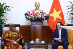 Canciller vietnamita recibe a directora general de OMC