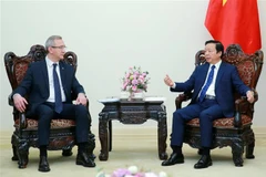 Viceprimer ministro vietnamita recibe al gobernador de óblast ruso de Kaluga