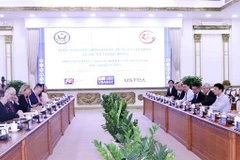Ciudad Ho Chi Minh promueve cooperación con socios de EE.UU. en desarrollo de urbes inteligentes