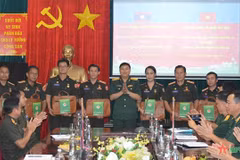 Jóvenes oficiales vietnamitas y laosianos promueven intercambios