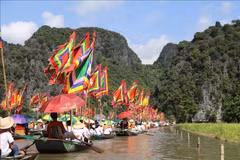 Inauguran Semana de Turismo en Tam Coc-Bich Dong