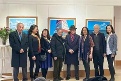 Difunden amor por la patria entre comunidad vietnamita en Francia