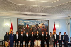 Vicepresidente del Parlamento vietnamita visita Kirguistán