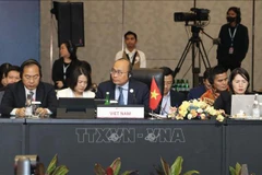 Vietnam presenta opiniones para cooperación económica entre ASEAN y socios
