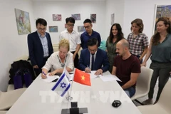 Universidad vietnamita y mayor hospital de Israel sellan acuerdo de cooperación