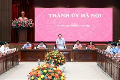 Presidente del Parlamento examina implementación de resoluciones en Hanoi