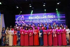 Establecen Federación de mujeres vietnamitas en Europa