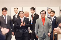 Premier asiste a ceremonia para anunciar la ruta aérea directa Hanoi-Hiroshima