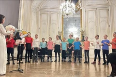 Programa artístico cierra la Semana Cultural de Vietnam en Francia
