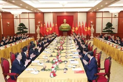 Medios internacionales acaparan reunión entre máximos dirigentes vietnamita y chino